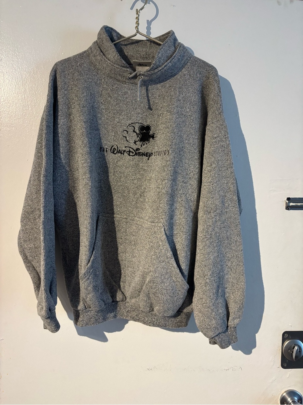 Disney Parks Walt Disney Studios Embroidered Gray Fleece Hoodie Medium